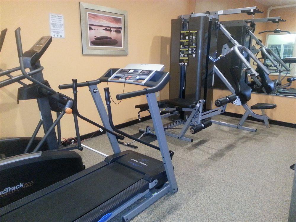Comfort Inn & Suites Harrisburg-Hershey North Екстериор снимка