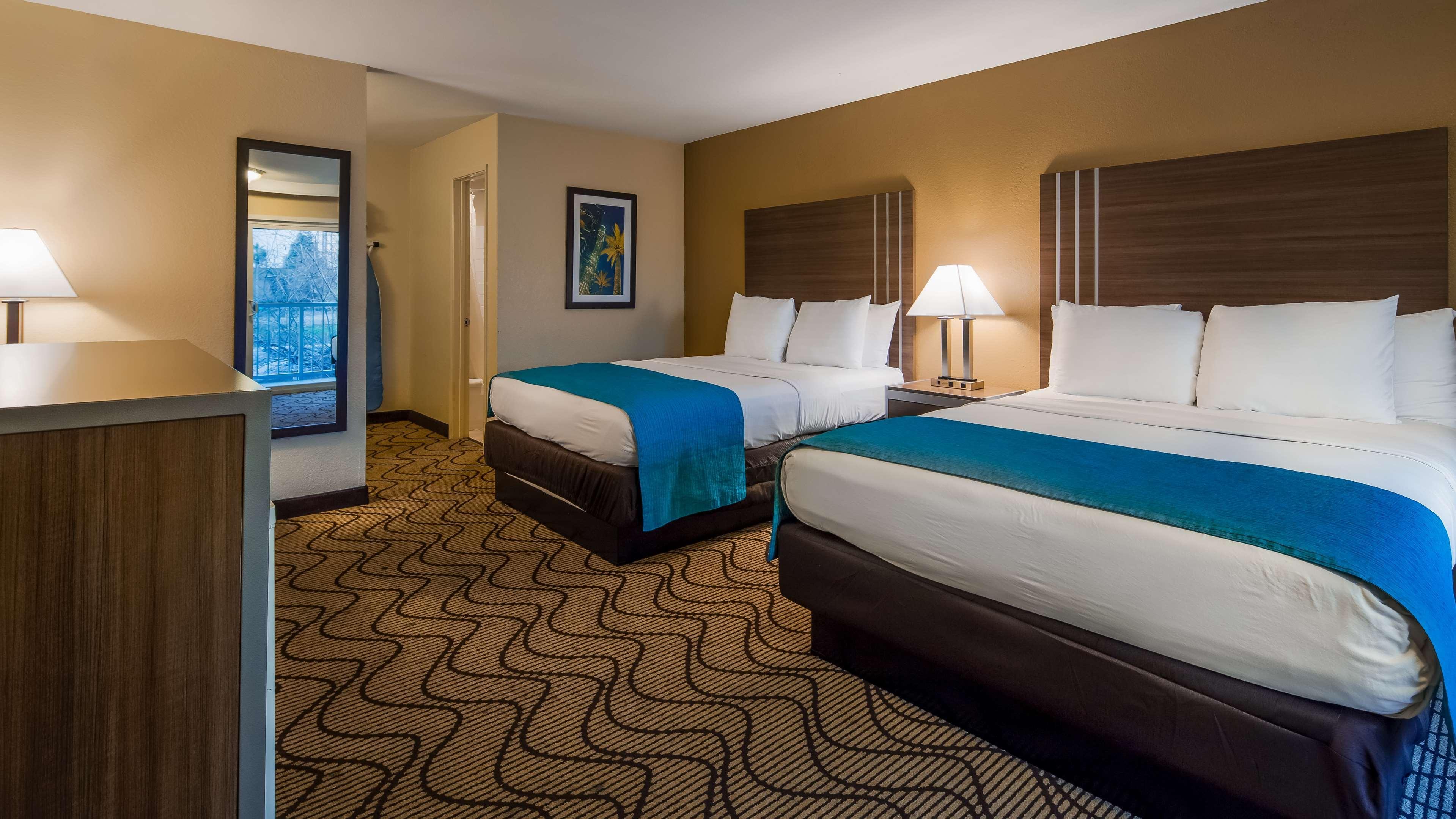 Comfort Inn & Suites Harrisburg-Hershey North Екстериор снимка