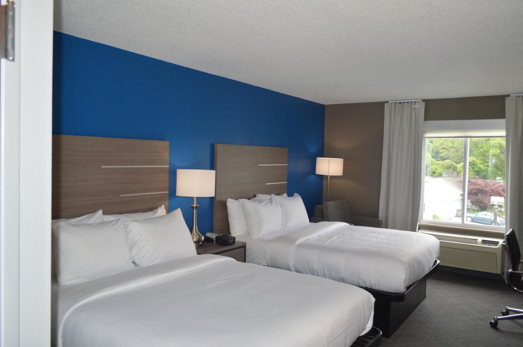 Comfort Inn & Suites Harrisburg-Hershey North Екстериор снимка