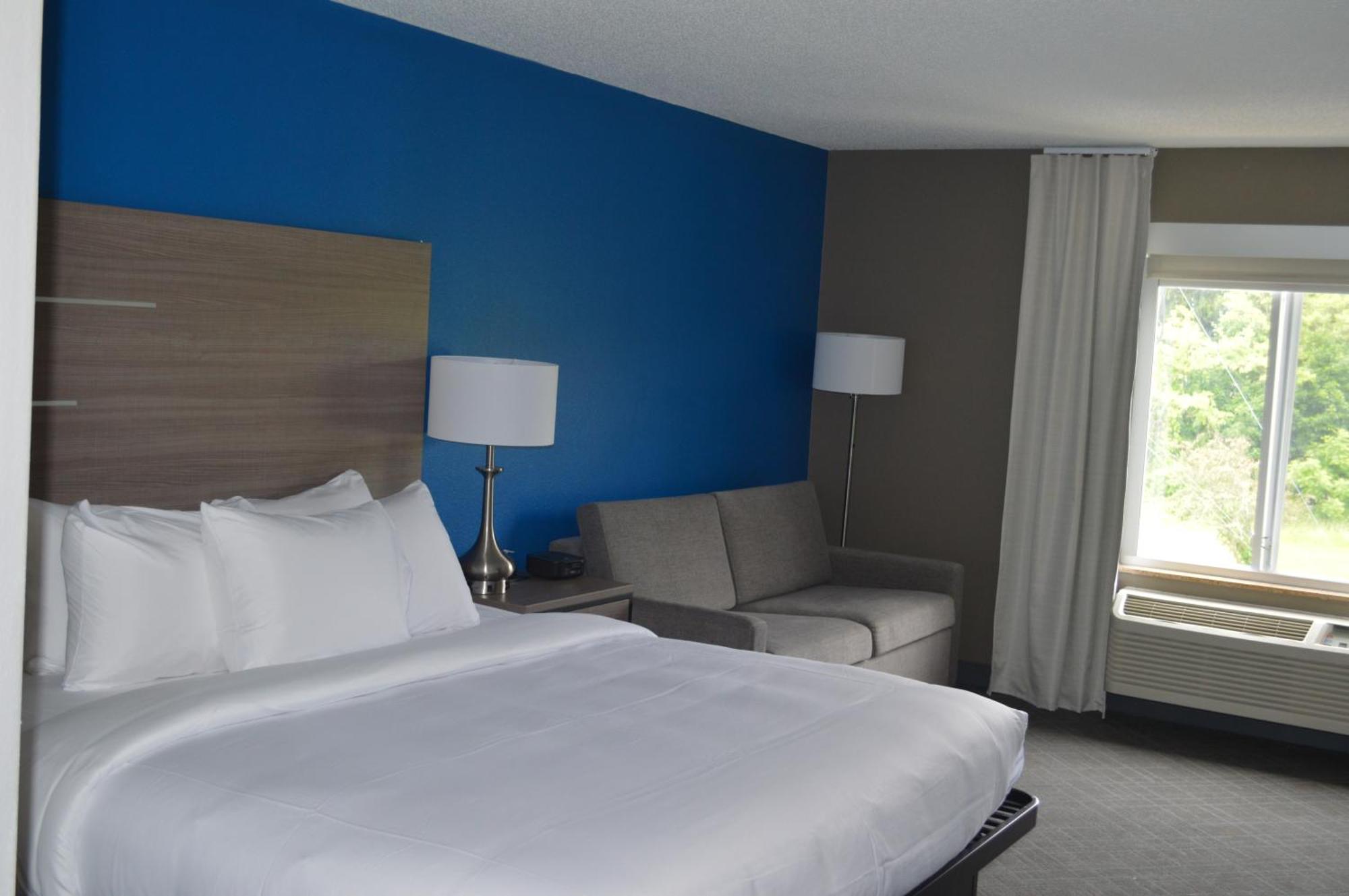 Comfort Inn & Suites Harrisburg-Hershey North Екстериор снимка