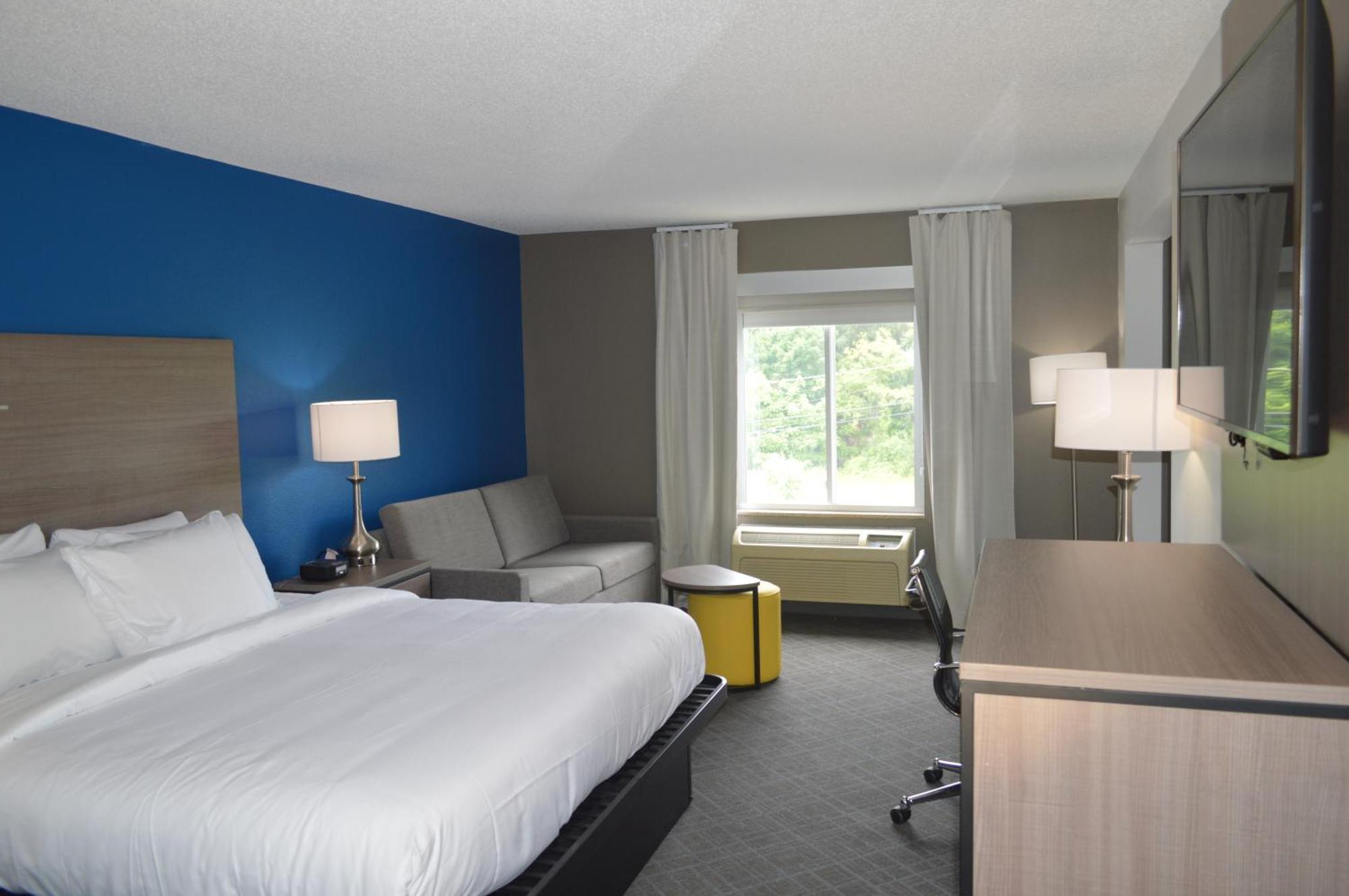 Comfort Inn & Suites Harrisburg-Hershey North Екстериор снимка